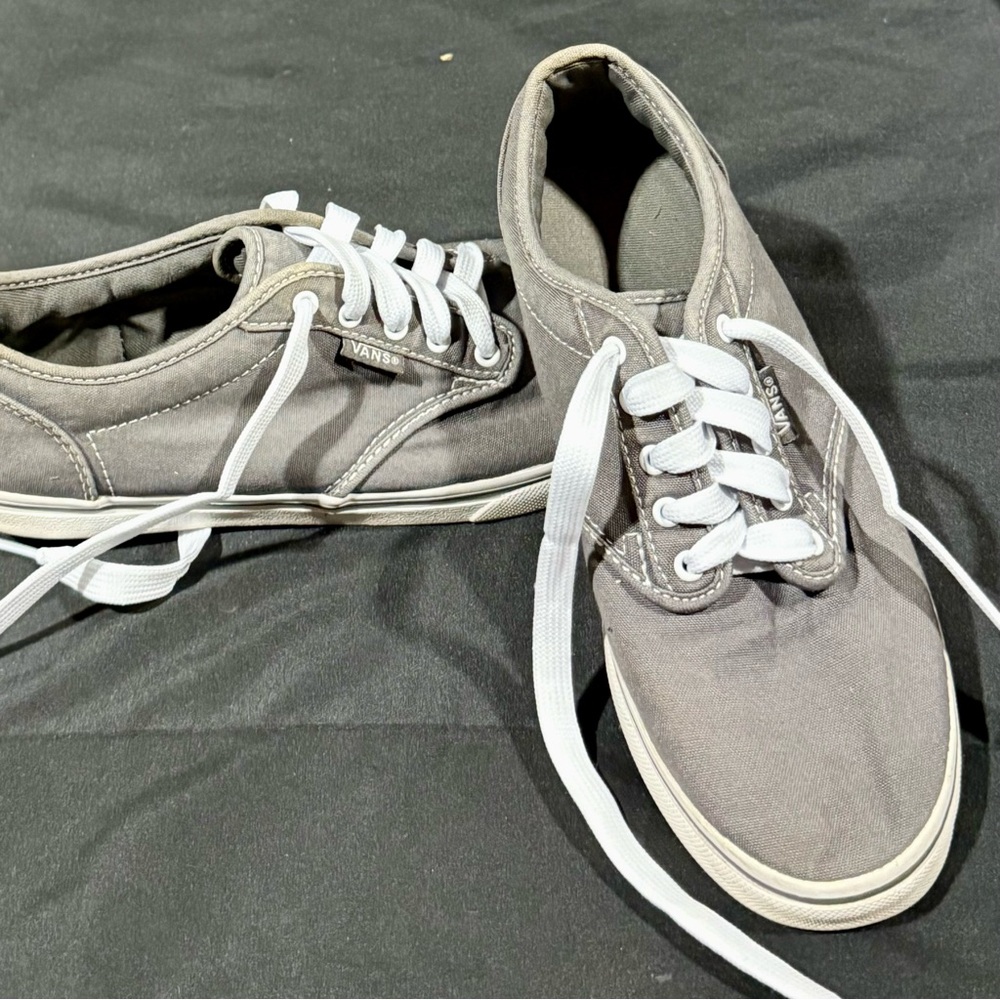 Vans: Gray Sneakers with White laces-Woman’s Size 7.5